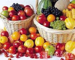 夏季吃水果的學問 十點是個黃金時間段，新鮮蔬菜的健康搭配